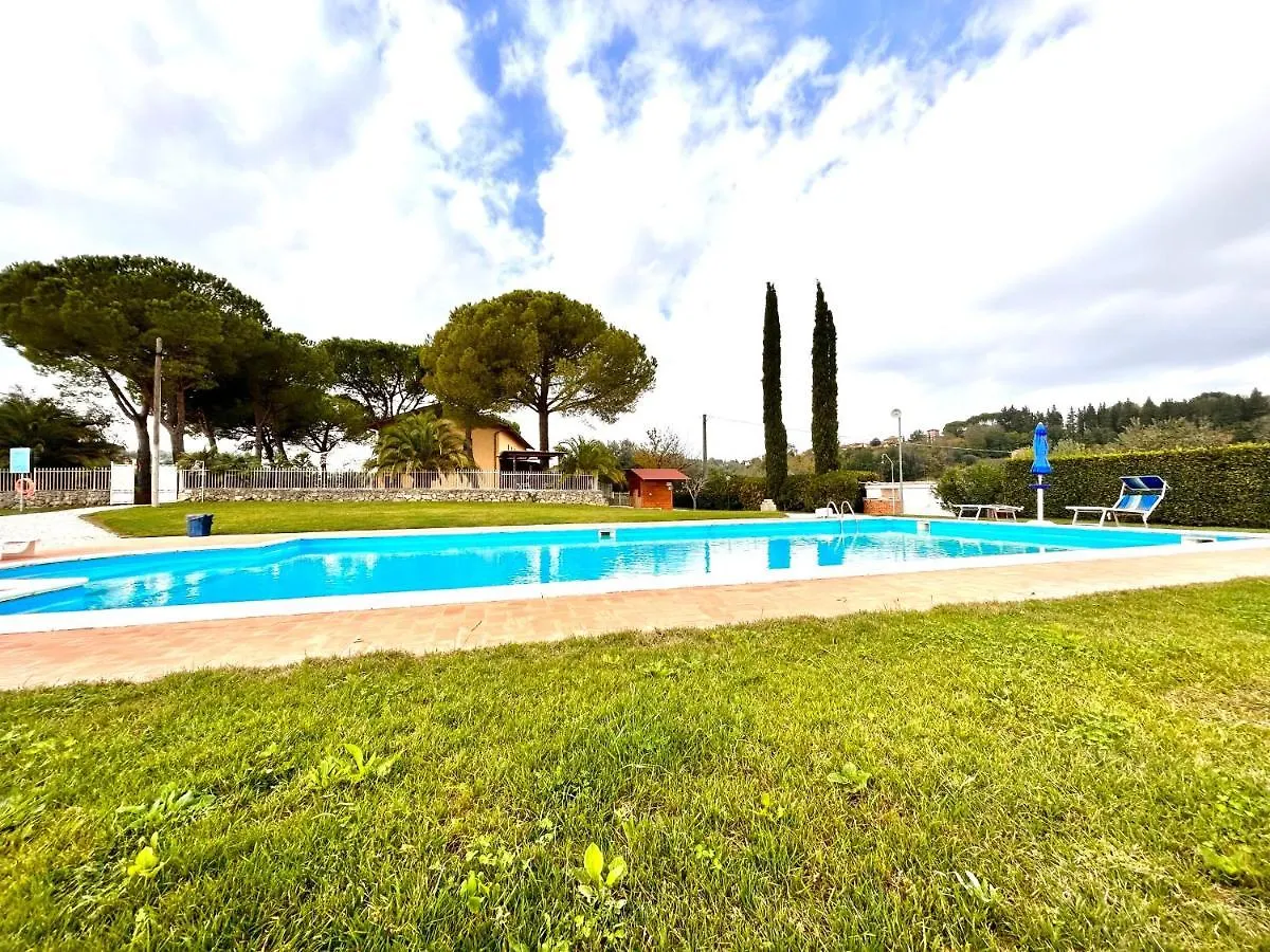 Apartment I Girasoli Di Lari - Appartamento Indipendente 2 Camere Da Letto Rivoli